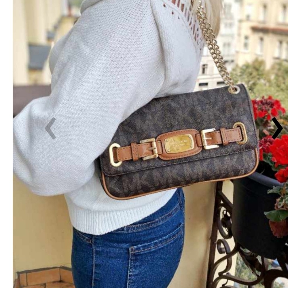 EUC limited edition  Michael kors two-way chain bag.
